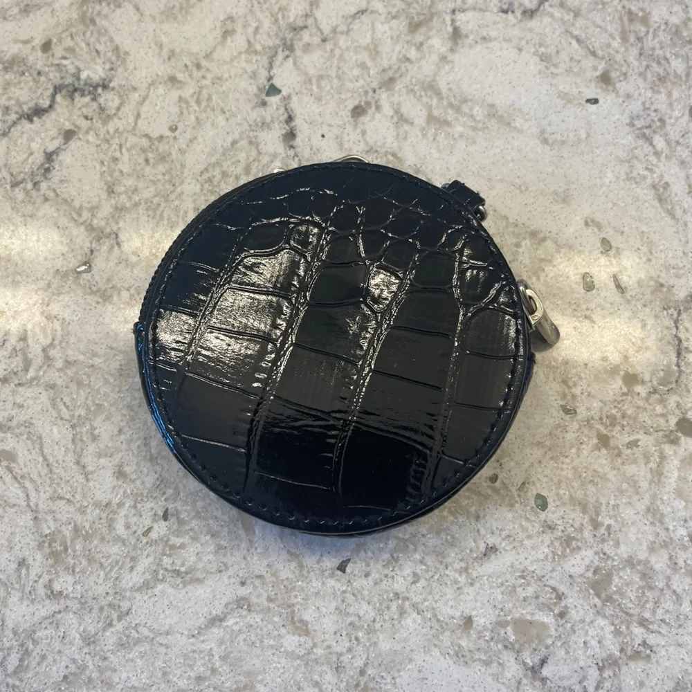 round coin‎ holder